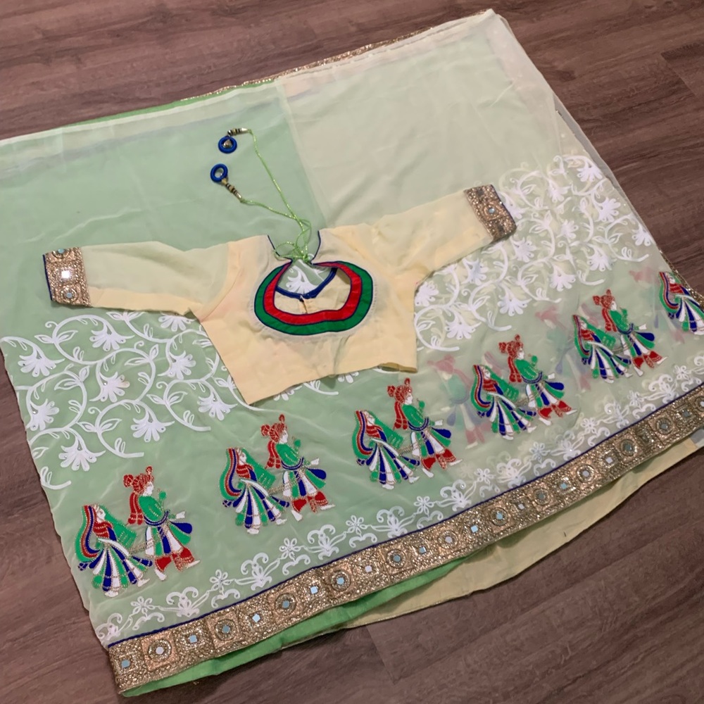 Women’s Indian Bollywood/Pakistani Saree - image 3